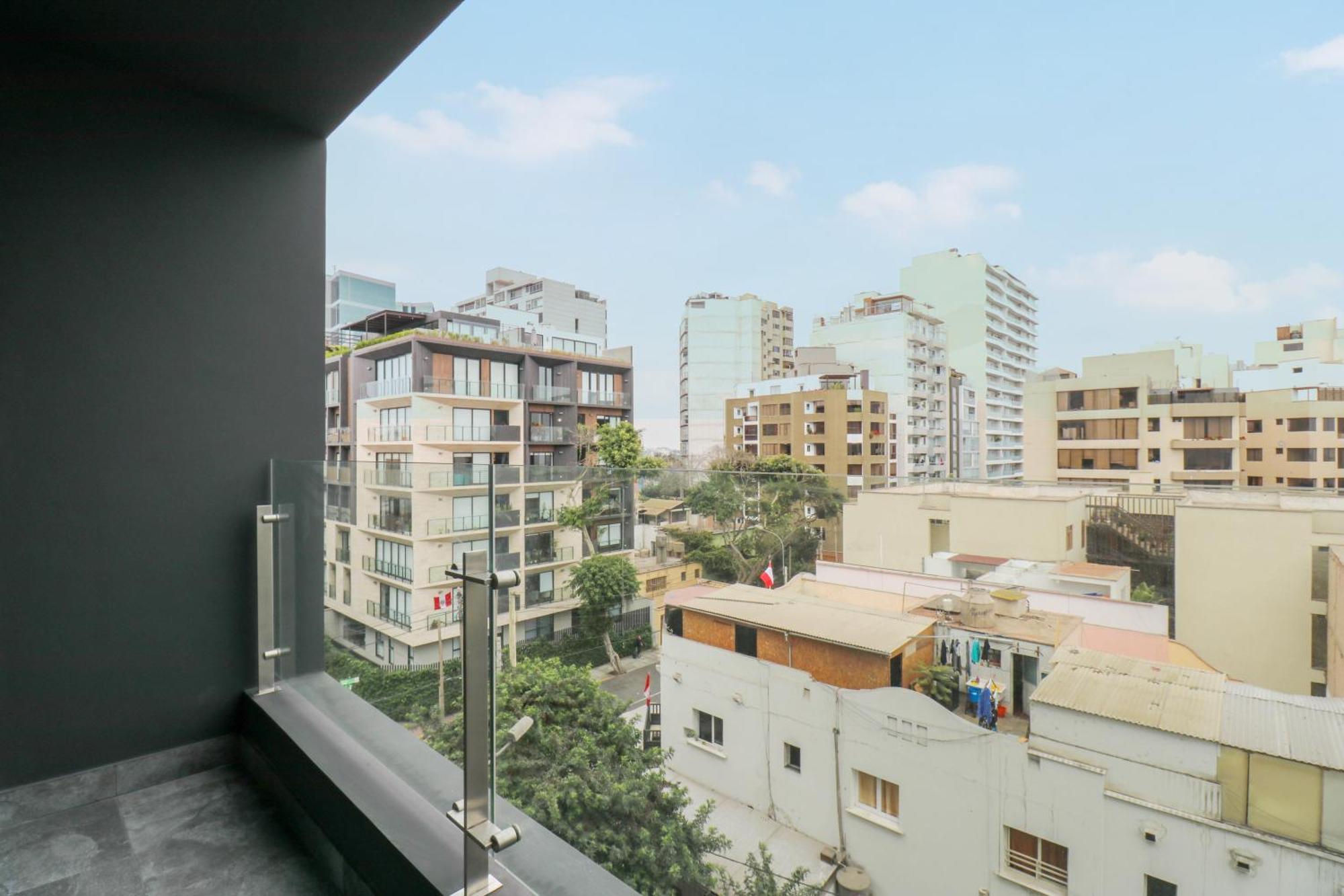 Liven In Miraflores By Wynwood House